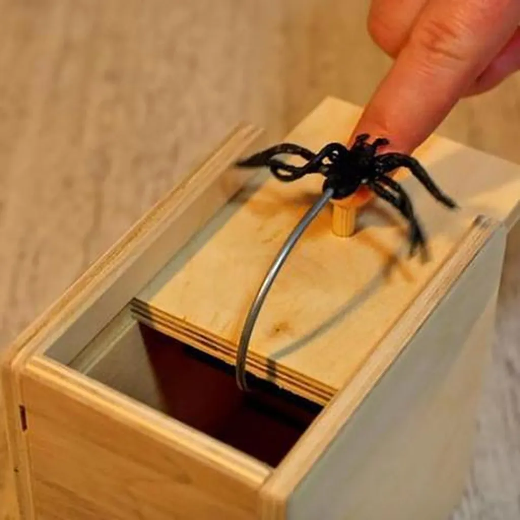 New PRANK SCARE BOX